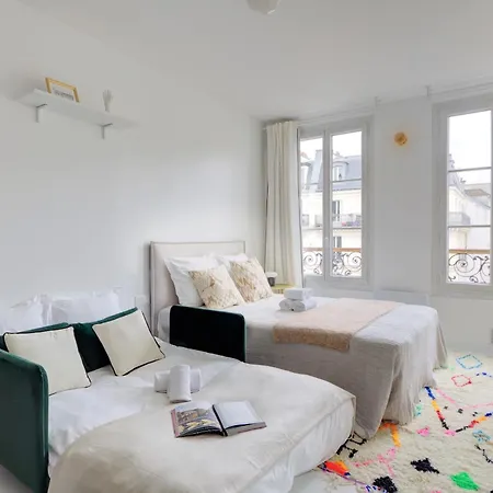 Bnbnova - Pompidou - Montorgueil & Le Marais Apartment