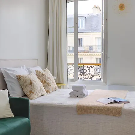 Bnbnova - Pompidou - Montorgueil & Le Marais Apartment *